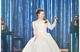 南野陽子「飛天」でディナーショー開催 異例のファッションショー＆ドラマチック演出に会場どよめき