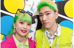 人気夫婦YouTuber、パリでの“美女と野獣風”ウエディングフォト披露「美男美女で絵になる」「映画のワンシーンみたい」と絶賛の声