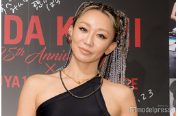 倖田來未、息子顔出しの家族3ショット公開「初めてお顔見た」「旦那さんそっくり」と注目集まる