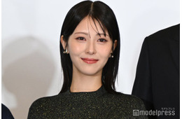 浜辺美波、雰囲気一変ノースリーブ姿が話題「メイクで印象変わる」「思わず二度見」