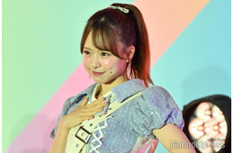 AKB48グループ4代目総監督、美脚ショーパン姿公開 銀杏並木ショットに「透明感すごい」「秋の妖精みたい」と反響