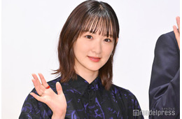 生駒里奈、30歳誕生日に「一番お気に入り」幼少期ショット公開「面影ある」「天使すぎる」と反響