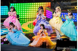 FRUITS ZIPPER、2年連続「レコ大」優秀作品賞で堂々パフォーマンス【第67回輝く！日本レコード大賞】