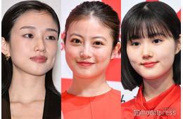 【紅白本番】後半は「あんぱん」SPステージでスタート “時代交錯”演出に反響「スマホが」「SFみたい」