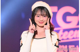 「今日好き」小國舞羽、二輪免許取得報告 ミニスカでバイクまたがる「愛車？」「最強美女バイカー誕生」の声