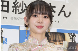 岡田紗佳、ミニチャイナドレス×網タイツ姿にファンうっとり「破壊力すごい」「ドキッとする」
