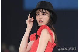 大友花恋、書き初め披露で達筆ぶり話題に「上手すぎて二度見」「力強い立派な字」