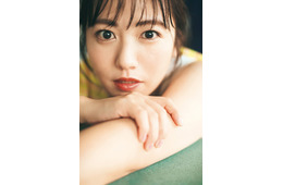 磯山さやか、デビュー25周年写真集の重版決定 魅惑的なボディライン浮かび上がるカットなど公開【余韻】