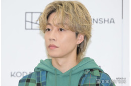 コムドットゆうた、母たちとの韓国旅行ショットに「素敵な親孝行」「憧れる」と反響