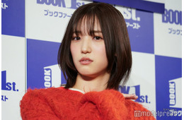 AKB48下尾みう、ショーパンから美脚スラリ 倉野尾成美との韓国旅行満喫ショットに「さすがのスタイル」「癒やされる」の声