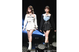 「今日好き」早坂ゆう＆双子の妹・あい、ミニスカリンクコーデで美脚披露「遺伝子強すぎ」「スタイル抜群」と話題【学生ランウェイ】