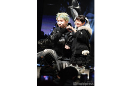 「今日好き」MON7A（もんた）＆“ののちゃん” 村方乃々佳、手繋ぎランウェイに反響相次ぐ「まさかの組み合わせ」「気遣いかっこよすぎ」 【学生ランウェイ】