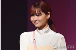 フォーエイト48あみか、元平成ギャル母がセットしたヘア姿に反響「神ビジュアル」「雰囲気全然違う」