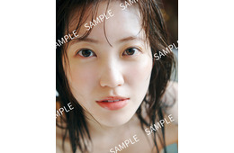 櫻坂46松田里奈、コテージのバスタブで火照った表情 1st写真集封入特典解禁【まつりの時間】