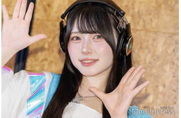 美人インフルエンサーMumeixxx、貸切ユニバでの家族ショット披露「全員スタイル抜群」「仲良しで素敵」の声