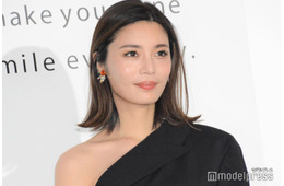 「テラハ」島袋聖南「家族そろって」夫・石倉ノア＆息子との3ショット披露「お洒落ファミリー」「笑顔が素敵」の声