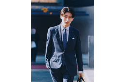 KEY TO LIT猪狩蒼弥、スーツ姿で“会社の同僚役”熱演 木村拓哉とのエピソードも
