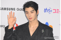 ASTROチャウヌ、税務関連トラブル報道受け謝罪「自らを振り返り深く反省」「今後進められる税務関連手続きに誠実に臨みます」