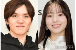 本田真凜、恋人・宇野昌磨との“手繋ぎ”氷上ショット公開「なんて絵になる2人」「感無量」と反響