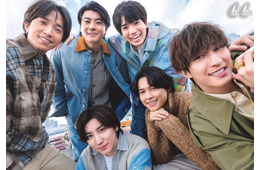 SixTONES「CanCam」1年間限定の新連載スタート 散歩ロケで撮り下ろし