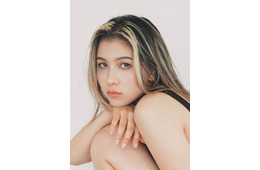 “マルチモデル”長谷川ミラ、一般男性との結婚発表 海辺での密着ショット公開「人生を共に考えられる存在だと思えた」