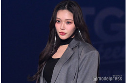 せいせい、セクシーなパジャマ姿で魅了「攻めてる」「スタイル憧れる」