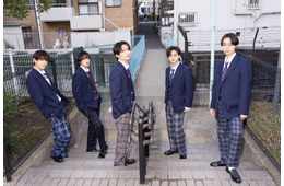 ACEes、フレッシュな制服姿で青春感溢れる 全員揃って「ベツコミ」登場