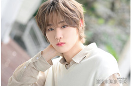 元EVNNEチ・ユンソ、所属事務所との専属契約終了を発表「今後の活動と方向性について深い議論を重ねた結果」