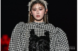 ゆうちゃみ、網タイツから見せる脚線美 煌めくド派手コーデに「さすがの着こなし」「スタイル良すぎ」の声【TGCあいち・なごや2026】