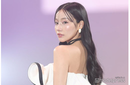 元NMB48村瀬紗英、美脚際立つお洒落コーデに熱視線「センスが神」「スタイルレベチ」