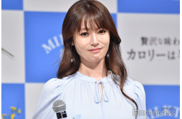 深田恭子、父親との相合い傘ショット公開「かっこよすぎる」「おしゃれで絵になる」反響相次ぐ