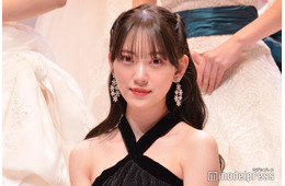 堀未央奈、ミニスカのセットアップコーデ披露「世界観がオシャレすぎる」「完璧スタイル」と絶賛の声