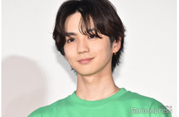 THE RAMPAGE吉野北人、胸元大胆シャツ姿で肉体美輝く「ビジュ最強」「セクシーすぎる」と反響