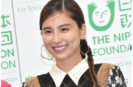 第2子妊娠中のラブリ、リアルなすっぴん姿に反響続々「貴重」「ツヤツヤですごい」