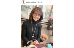 柏木由紀子、手編みのセーター公開「首元にデザインがあって素敵」「お店で買ったものみたい」と反響