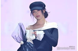 なごみ、オフショル×ミニ丈から美スタイル輝く「着こなせるのすごい」「オーラ抜群」と反響続々【TGC2026 S/S】