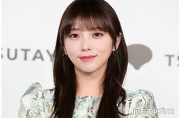 元乃木坂46与田祐希、金髪の“未公開”ショット披露「ギャルっぽくて最高」「宝物すぎる」とファン歓喜