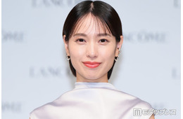 戸田恵梨香「こんなにも眉毛がなくなるときがくるとはね」細木数子役ビジュアルに反響続々「圧倒的な美貌」「迫力がすごすぎる」