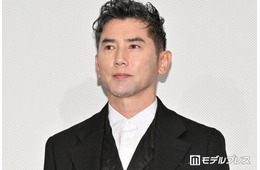 本木雅弘の次男が16歳に 顔出し近影ショットが話題「イケメン」「遺伝子強すぎる」