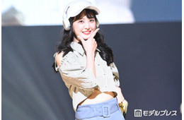 STU48メンバー、ミニ丈×黒タイツで美脚際立つ「スタイル良すぎて声出た」「可愛さ100点満点」と反響