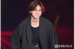 「今日好き」内田金吾（きんご）クールな表情→はじける笑顔にドキッ 大人っぽブラックコーデに会場沸く【超十代2026】