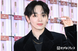 宮世琉弥、大人っぽ上品メイクで登場「実家に木を植えたい」挑戦したいことも宣言【YSL LOVENUDE HOTEL】