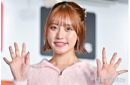 王林、金髪ウィッグ×全身黄色衣装で番組卒業報告「誰かと思った」「いつもと雰囲気違って可愛すぎる」の声