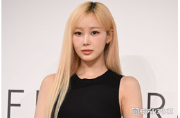 aespaジゼル、ショートパンツ姿で圧巻美脚輝く「驚異の脚の長さ」「ポージングが神がかってる」と反響