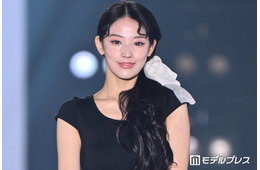 元NMIXXジニ、ソロデビュー後初来日「関コレ」初出演でトップバッター飾る