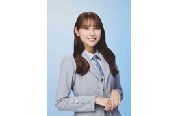 日向坂46平岡海月、17thシングル収録“ひなた坂46”楽曲で初センターに フォーメーション発表