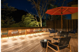 箱根湯本に新ホテル「HOTEL nehako」貸切風呂＆ドリンク飲み放題、A5和牛ディナーを満喫