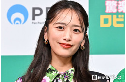 3児の母・近藤千尋、膝上ミニで美脚スラリ 夫・ジャンポケ太田撮影のおめかしショットに「美しすぎます」「憧れの夫婦」の声