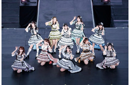 ＝LOVE、横浜スタジアムで結成8周年ツアー開催 新曲「モラトリアム」「お姫様の作り方」初披露【セットリスト】