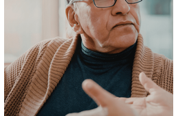 ダンスを忘れて泣きそうな孫。すると…厳格な祖父がまさかの行動に！？「私まで幸せな気持ち」